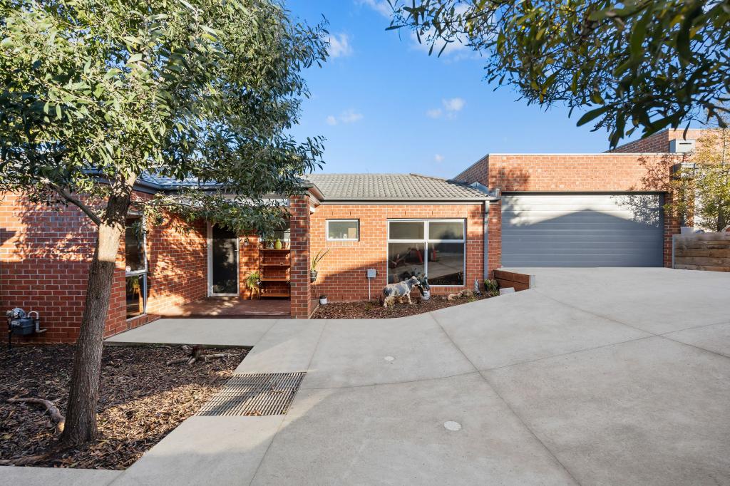 4/16 Moore St, Maddingley, VIC 3340