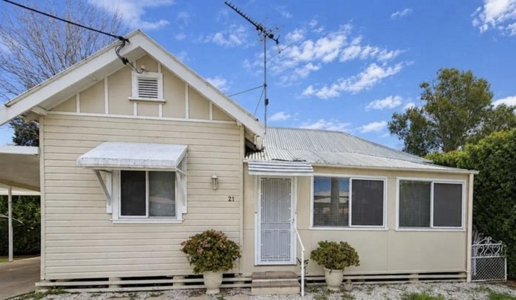 21 Belgravia St, Moree, NSW 2400