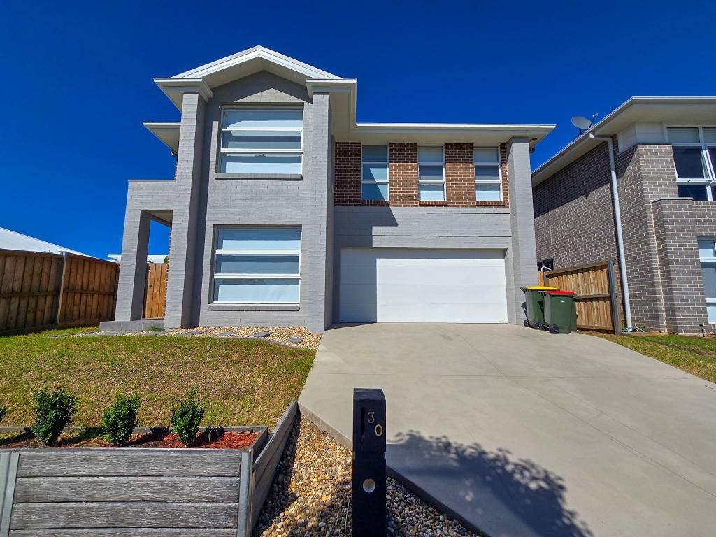 30 Eurythmic St, Menangle Park, NSW 2563