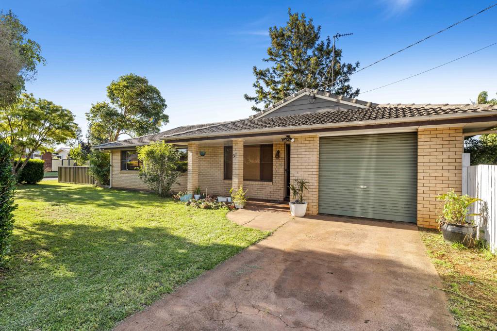 27 Mcfarlane St, Wilsonton, QLD 4350