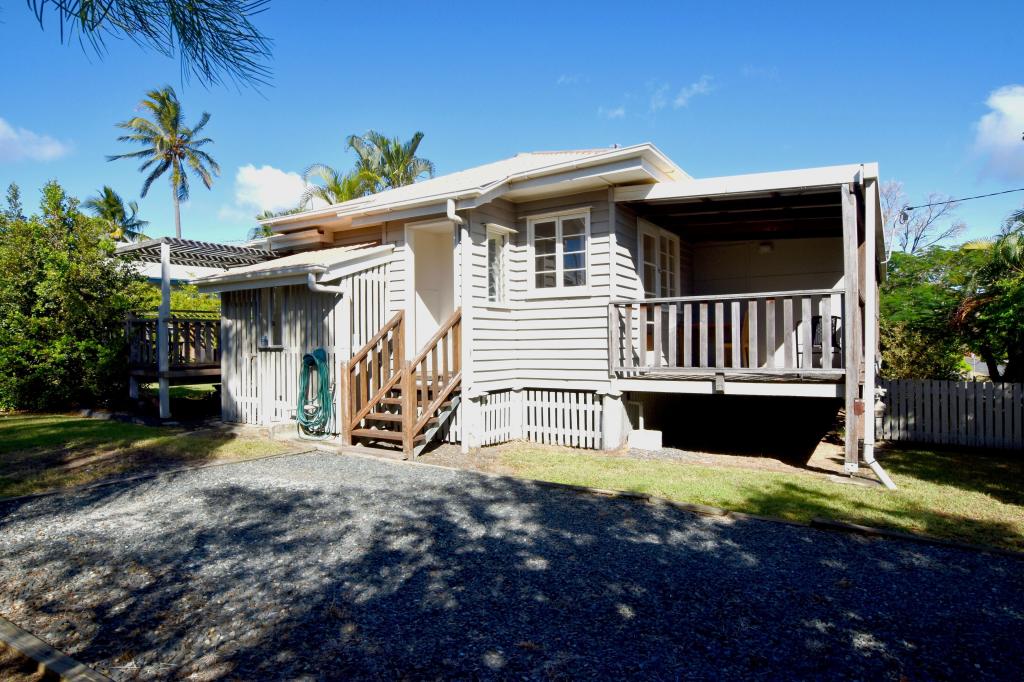 22b Golding St, Barney Point, QLD 4680