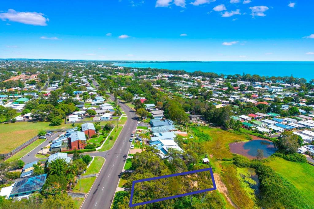 358 TORQUAY TCE, TORQUAY, QLD 4655