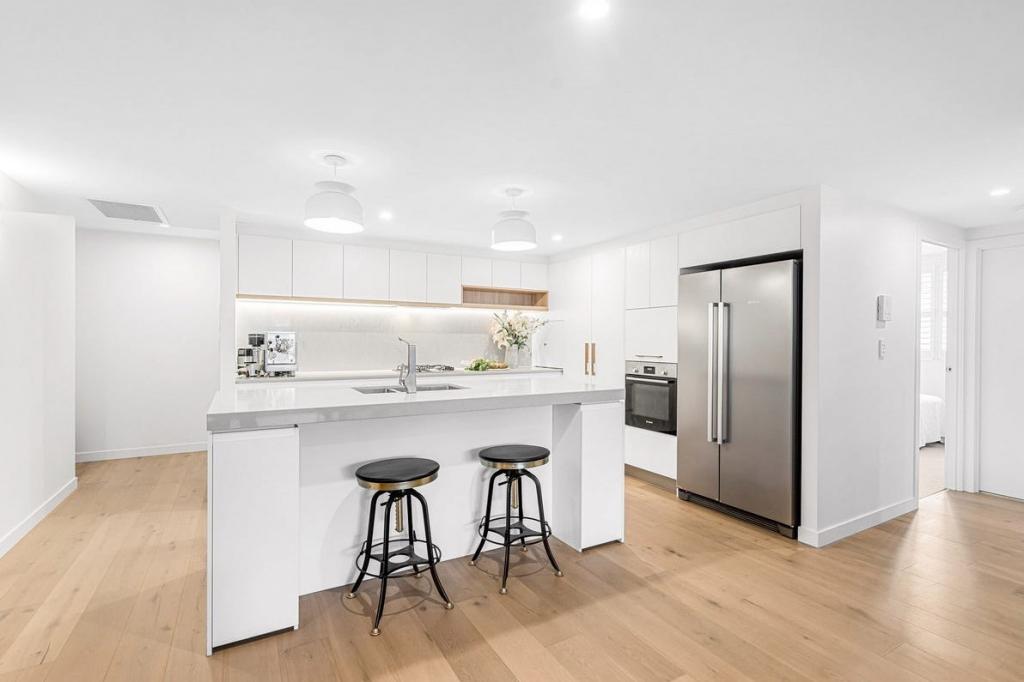 12/10 Bay Tce, Wynnum, QLD 4178