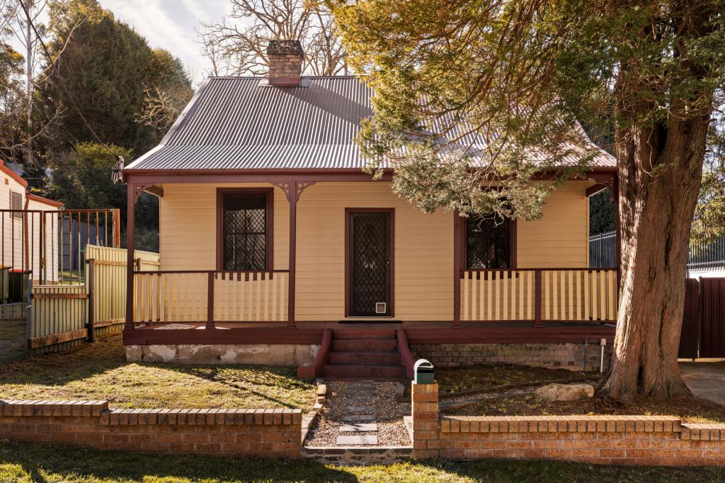 9 Cooper St, Katoomba, NSW 2780