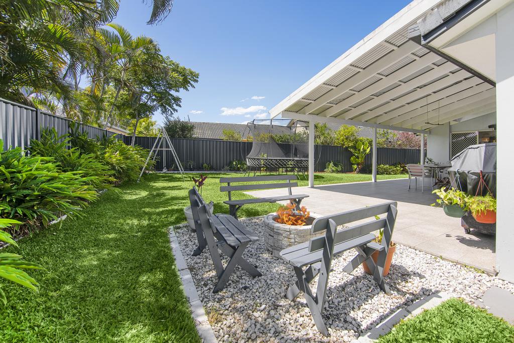 137 Monterey Keys Dr, Helensvale, QLD 4212