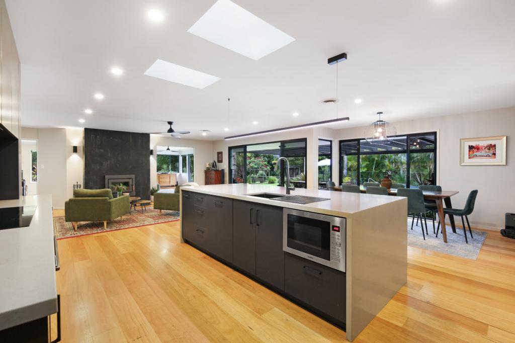 25 Dungogie Dr, Tallebudgera, QLD 4228