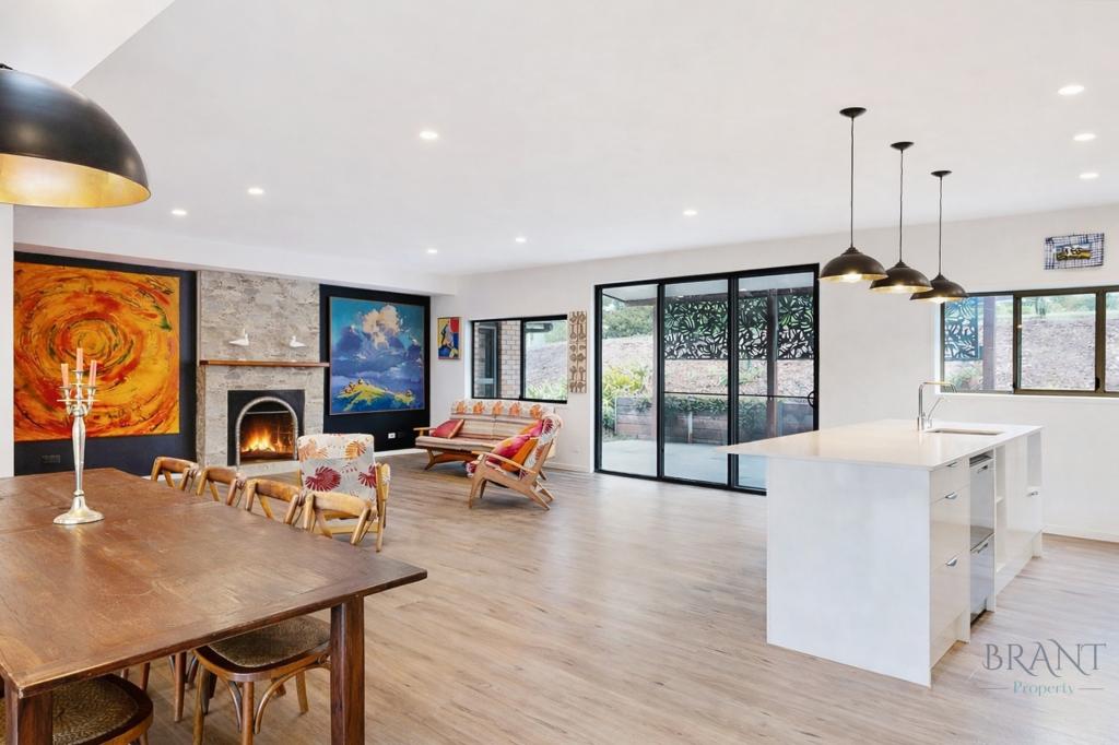 10 Hilltop Cres, Maleny, QLD 4552