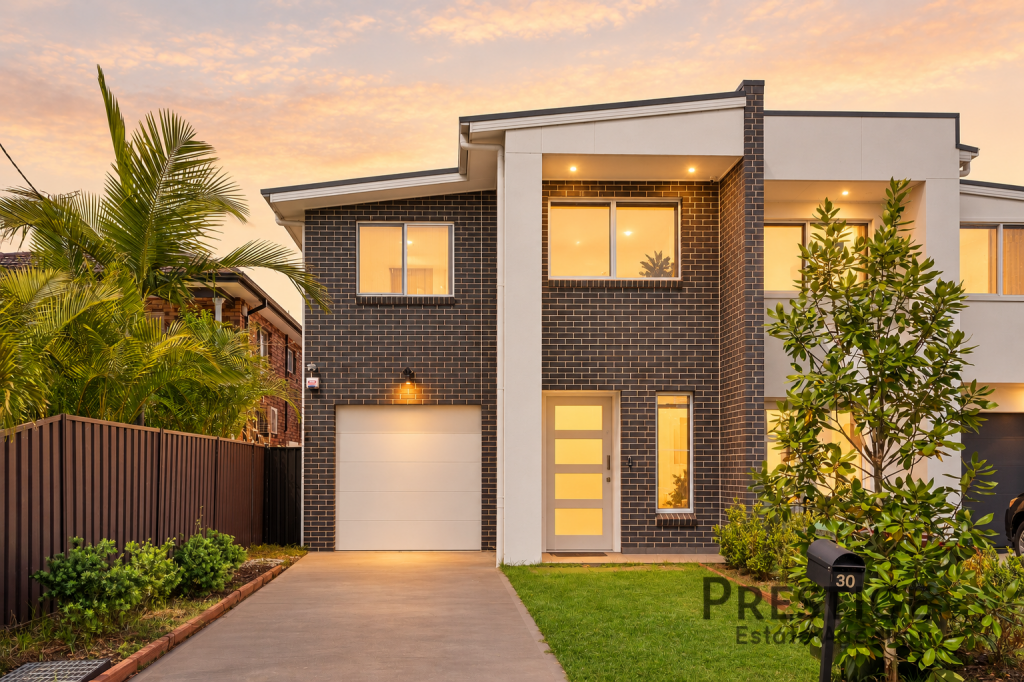 30 JAMES ST, FAIRFIELD EAST, NSW 2165