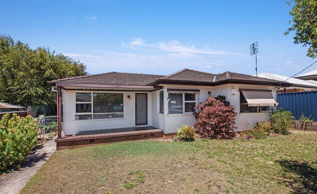 40 Daffodil Dr, Woy Woy, NSW 2256