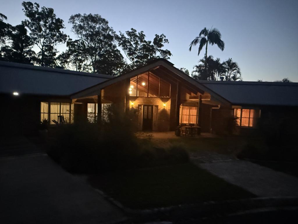 200 Parke Ave, Sunshine Acres, QLD 4655