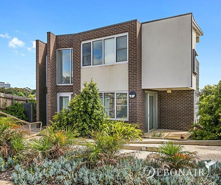 5/4 Ficinia Mews, Highton, VIC 3216