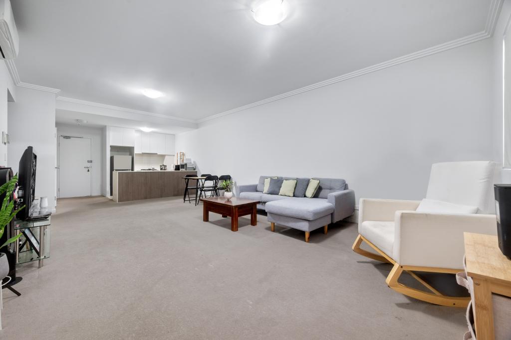 20/12-14 King St, Campbelltown, NSW 2560