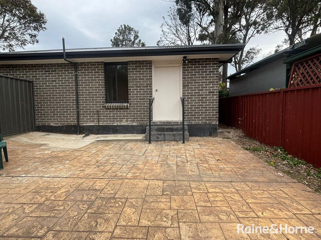 2a Guildford Pl, Leumeah, NSW 2560