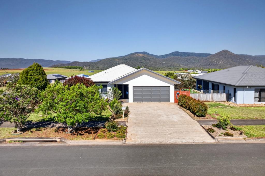 4 Lavender Cres, Atherton, QLD 4883