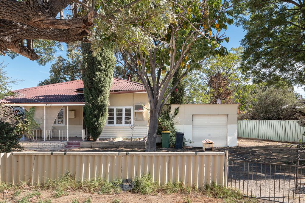 5 WUNGONG RD, ARMADALE, WA 6112