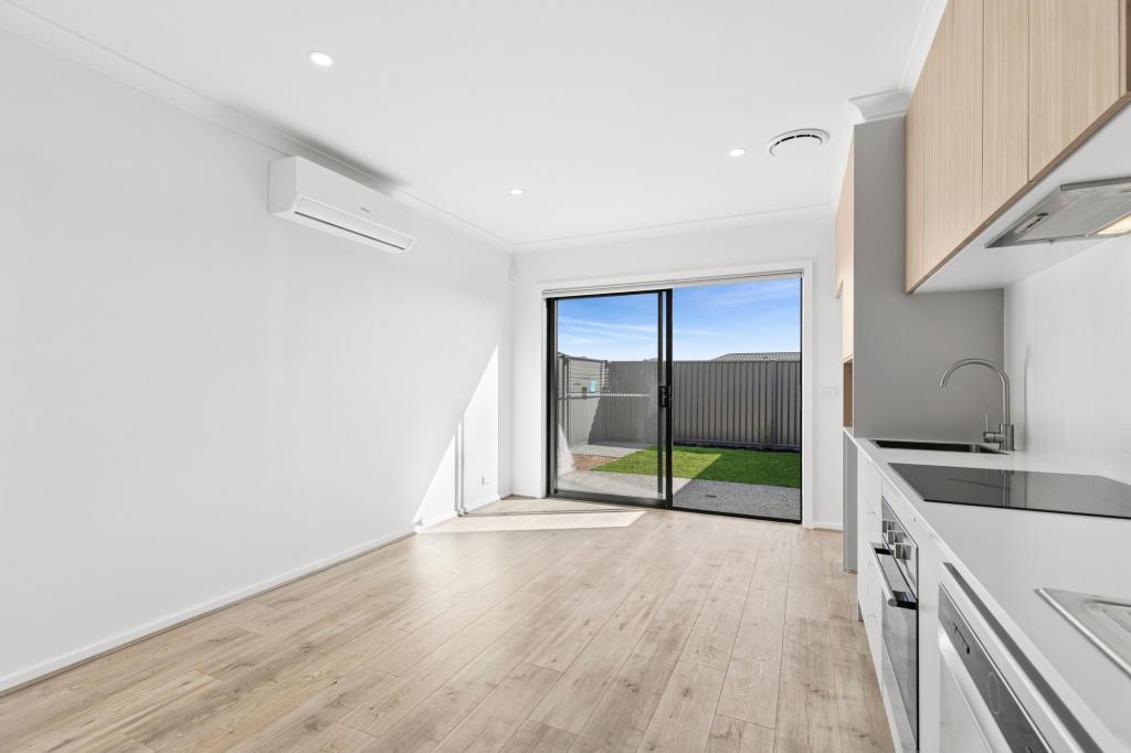 7B RUSTIC ST, LARA, VIC 3212