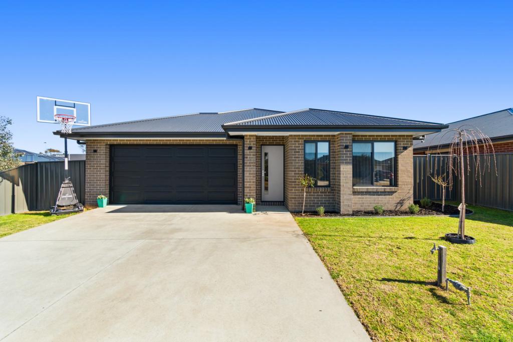 30 Mitchell Rd, Stratford, VIC 3862