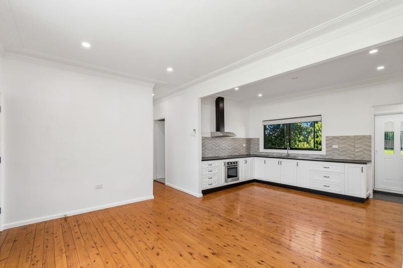 53 Coolabah Rd, Dapto, NSW 2530