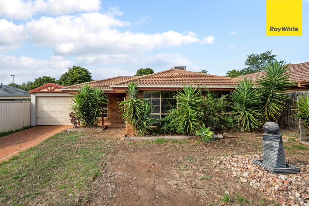 10 Nimmo Cres, Kurunjang, VIC 3337