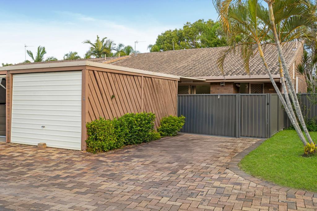 4/81 Olsen Ave, Labrador, QLD 4215
