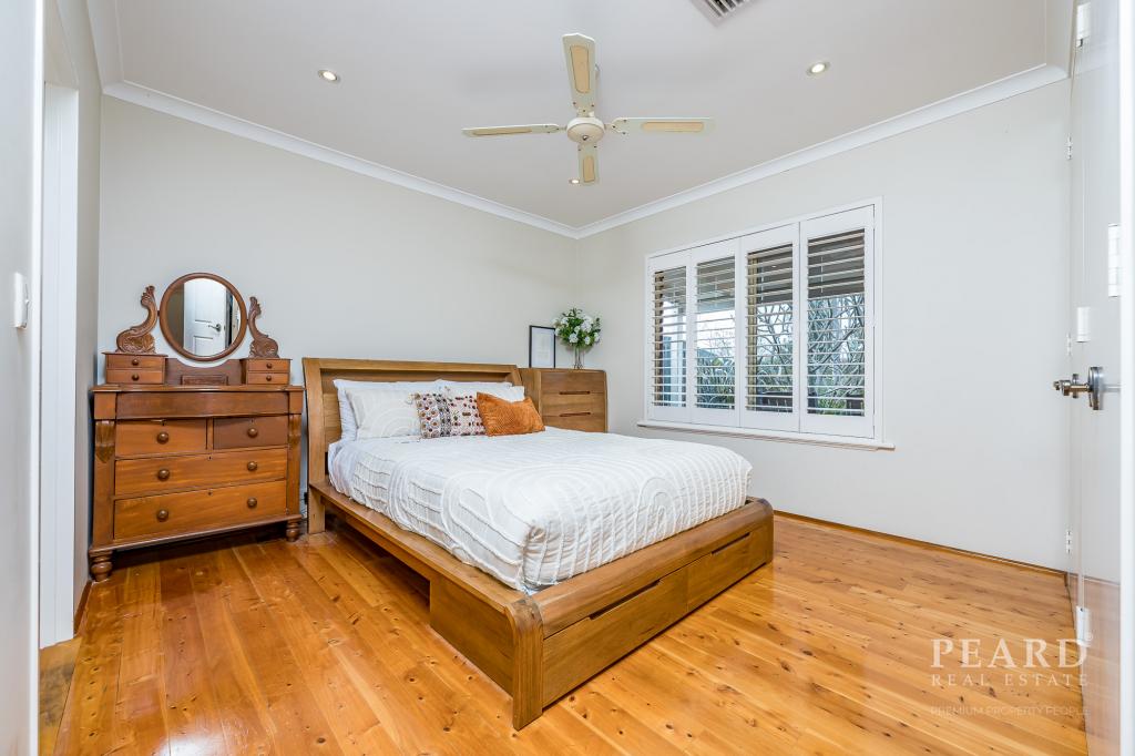 28 Gunida St, Mullaloo, WA 6027