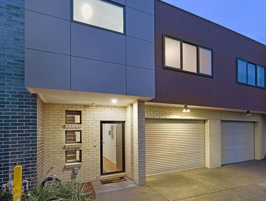 4/18 WOODVALE RD, BORONIA, VIC 3155