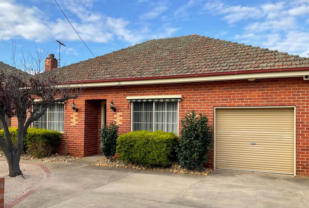 3 Carter Cres, Werribee, VIC 3030