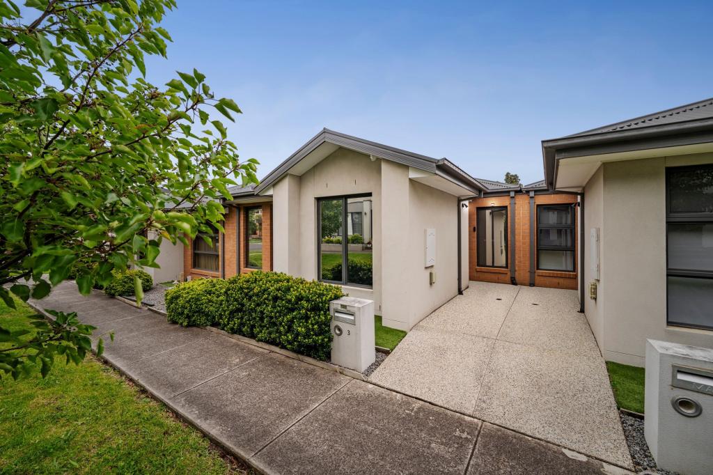 3 SUPPLEJACK WALK, CRANBOURNE NORTH, VIC 3977