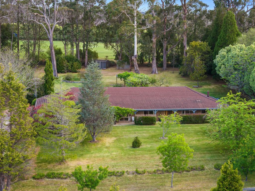 5 Farnborough Dr, Moss Vale, NSW 2577