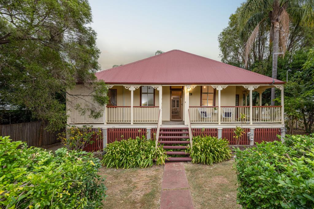 15 Briggs Rd, Ipswich, QLD 4305