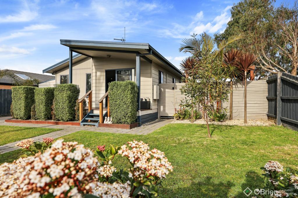 11 CAMBRIDGE WAY, NORTH WONTHAGGI, VIC 3995