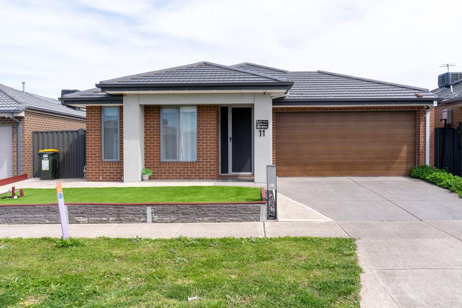11 Flame Rd, Kalkallo, VIC 3064