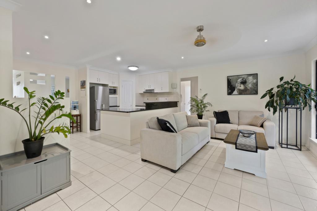 5 Gillies Ct, Rural View, QLD 4740