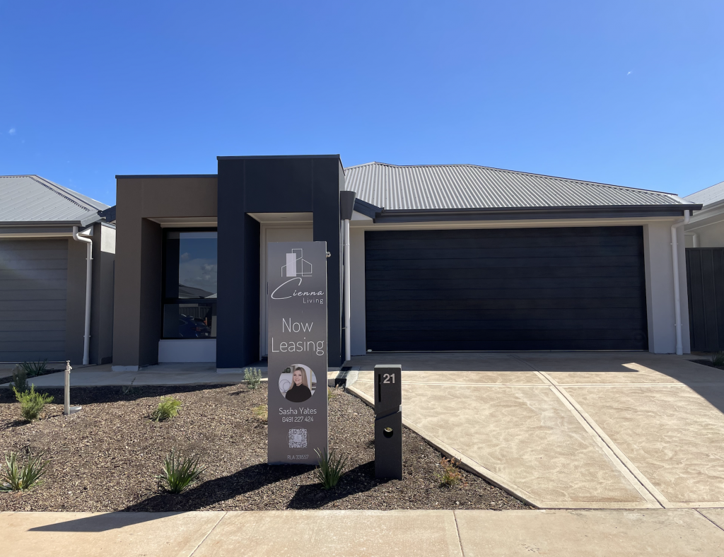 21 Woodhall Way, Munno Para Downs, SA 5115