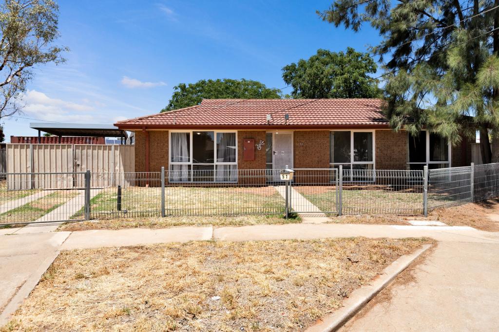 51 Ambleside Cres, Mildura, VIC 3500