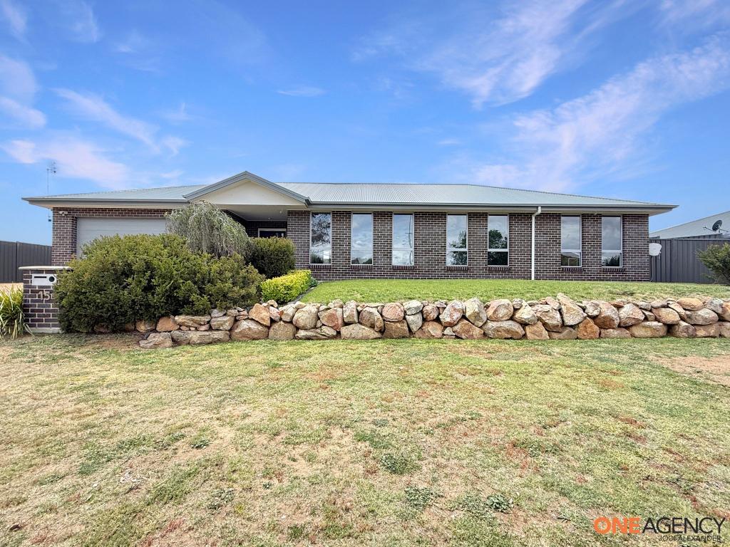 15 NIANGALA ST, COOMA, NSW 2630