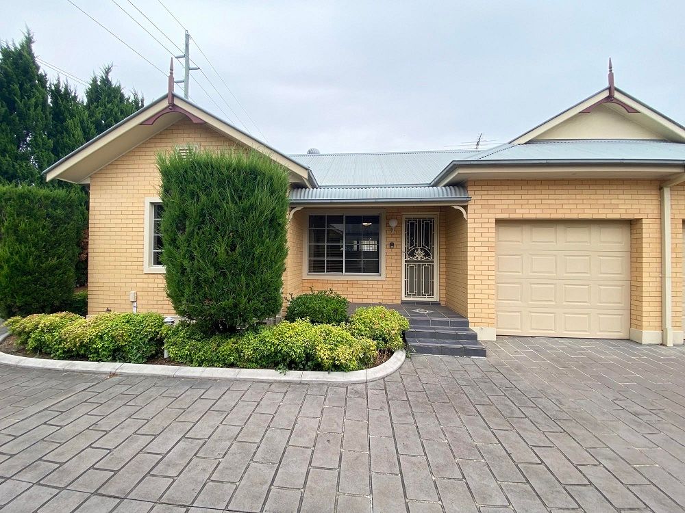 1/43-45 Cumberland Rd, Ingleburn, NSW 2565