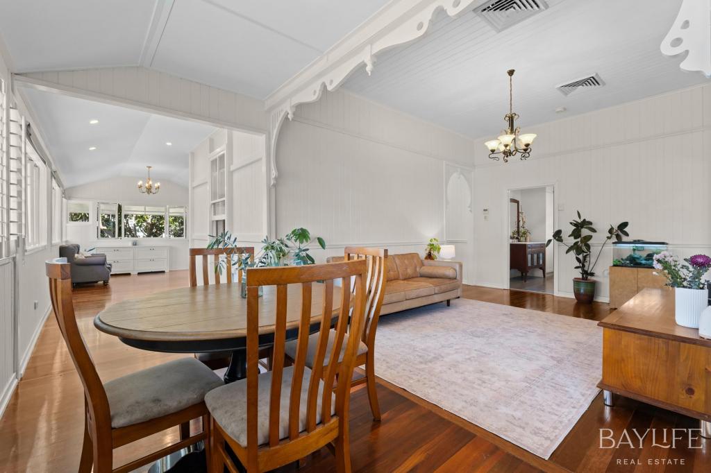 116 KING ST, WOODY POINT, QLD 4019