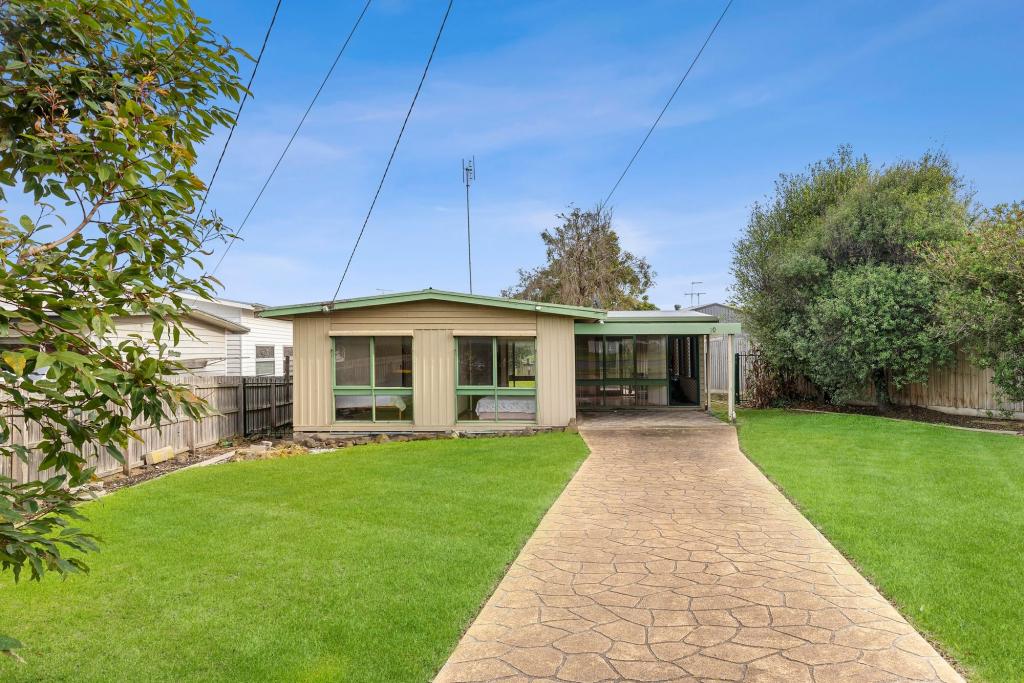 10 Bell St, Ocean Grove, VIC 3226