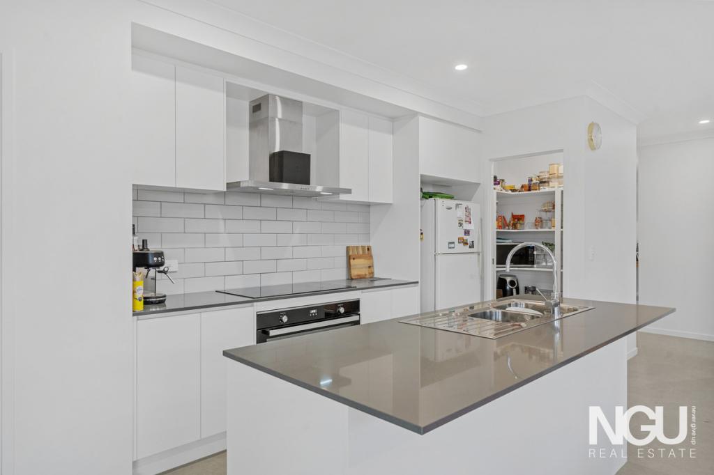 3 Brookvale St, Chambers Flat, QLD 4133