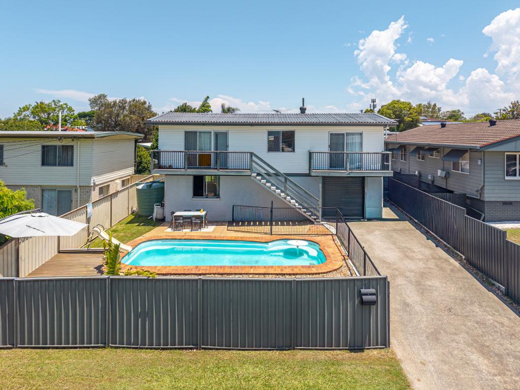17 MCGREGOR ST, KIPPA-RING, QLD 4021