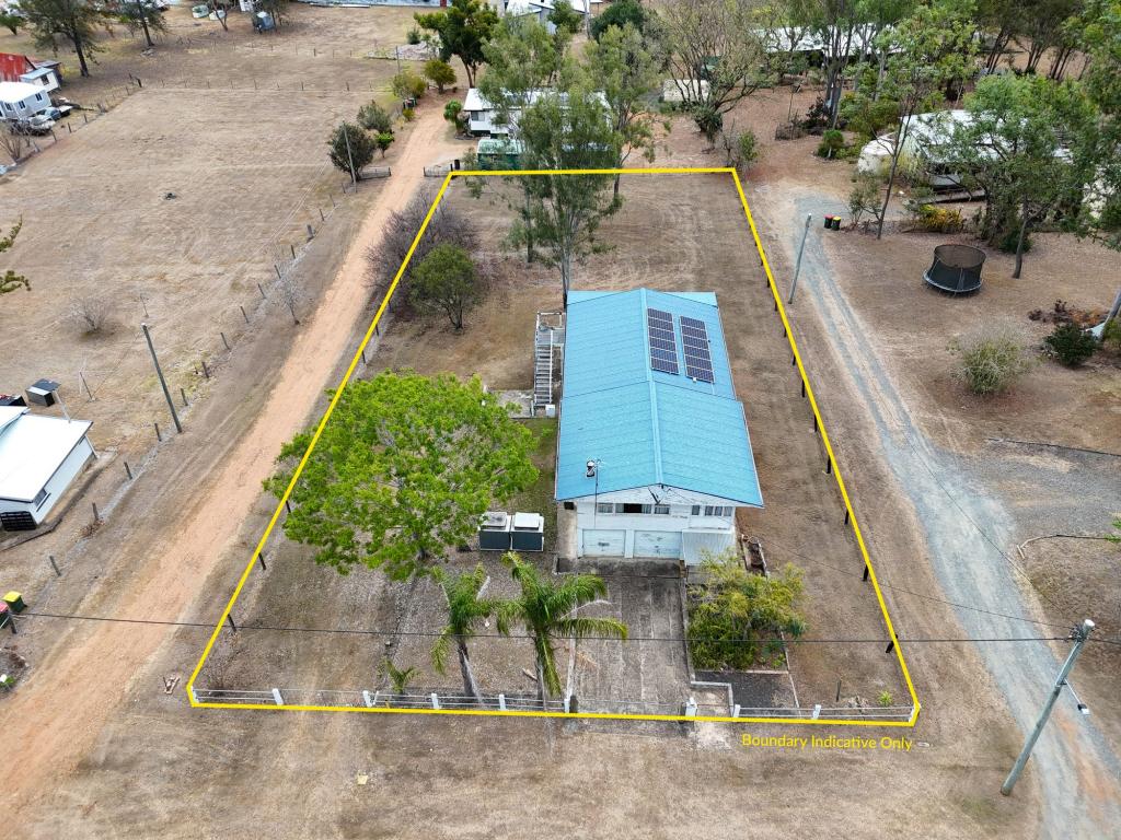 13 East St, Esk, QLD 4312