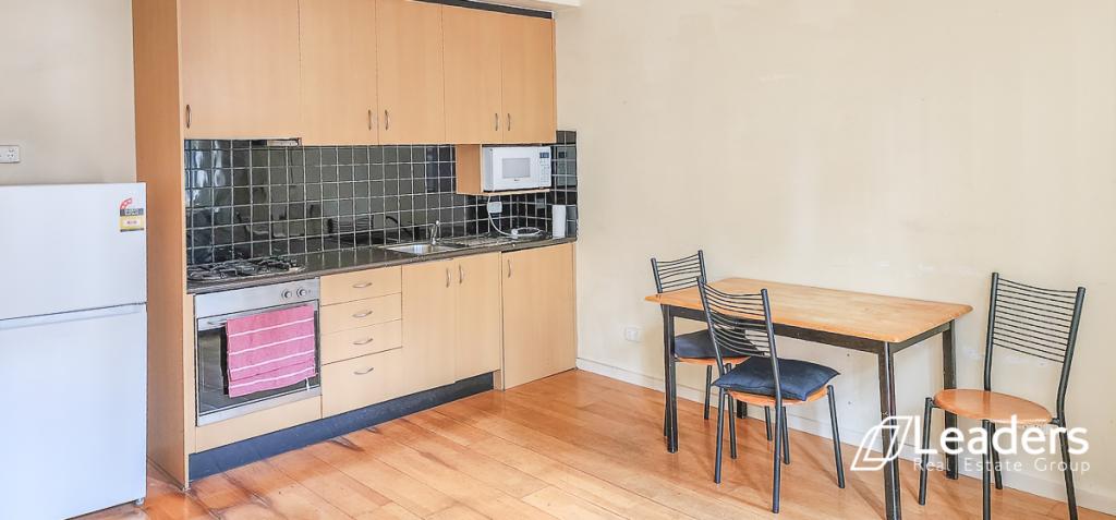 17/12 Collins Way, Melbourne, VIC 3004