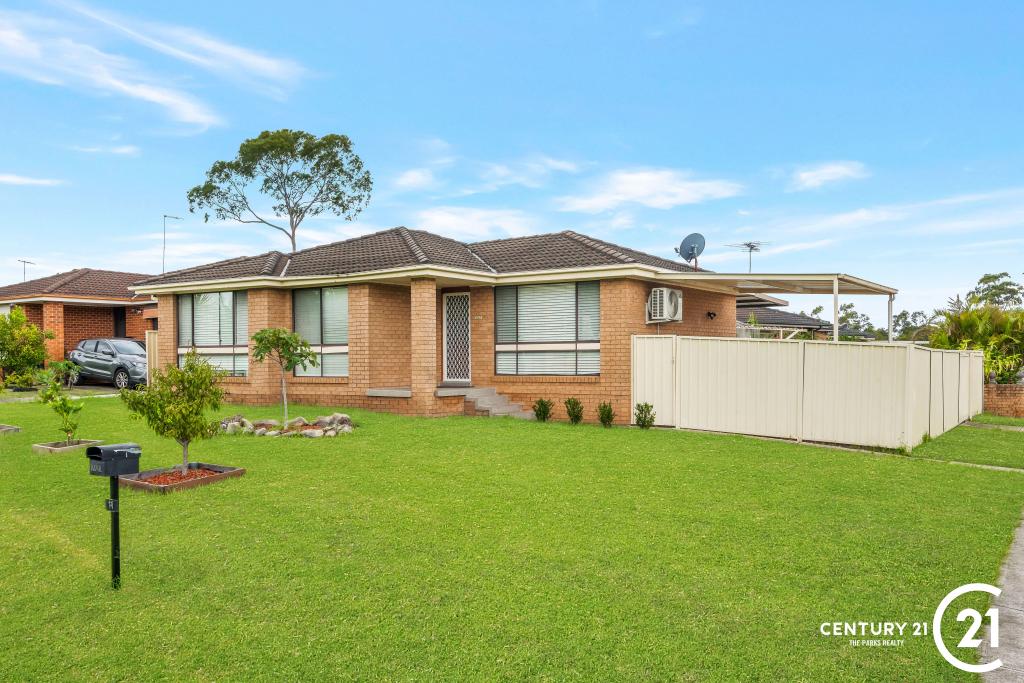 11 Burr Cl, Bossley Park, NSW 2176