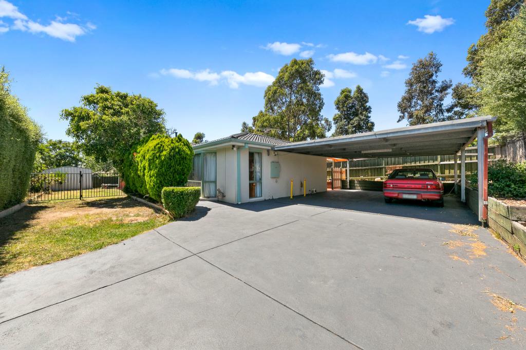 11 JANSON CL, NARRE WARREN SOUTH, VIC 3805