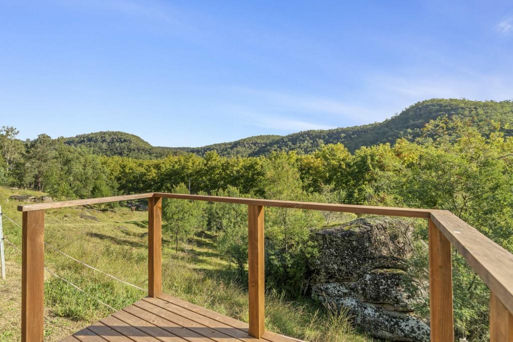 863 Upper Macdonald Rd, Upper Macdonald, NSW 2775