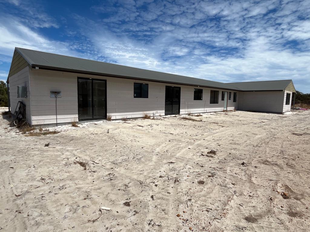 42 Haslam St, Muchea, WA 6501