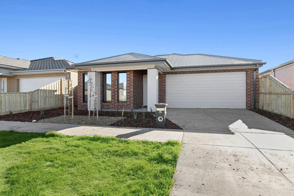 15 Carisbrook Cres, Winter Valley, VIC 3358