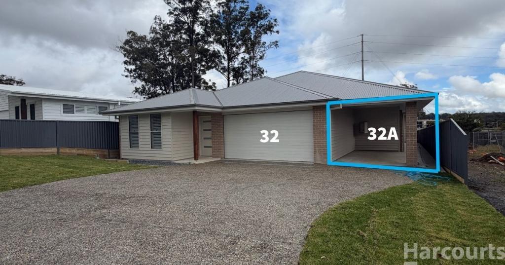 32a Strathallan Tce, Thrumster, NSW 2444