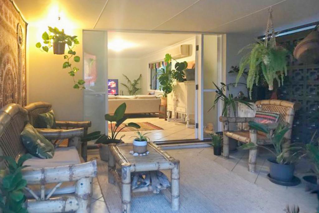 150 Sunshine Pde, Miami, QLD 4220